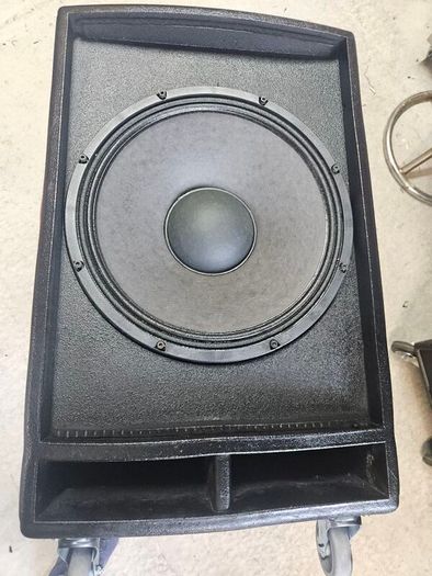 KME 15in bass bin