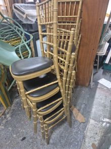 20 x stacking chairs