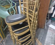 20 x stacking chairs
