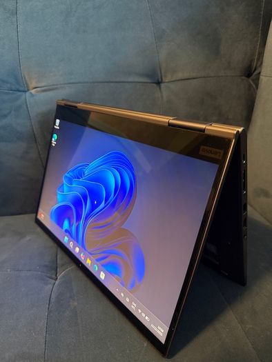 Lenovo X1 Yoga Gen 5 2in1 Laptop i7/16GB/512SSD/UHD