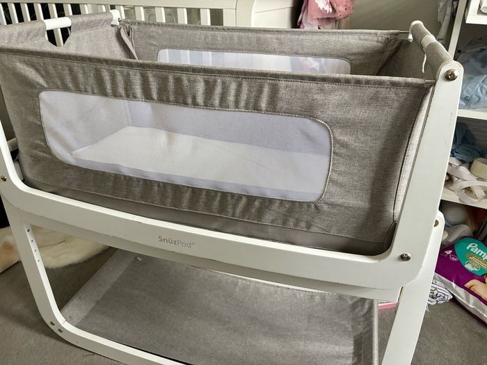 Snuz pod 4 Bedside cot