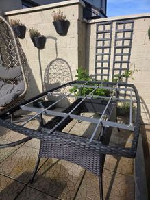 Garden table