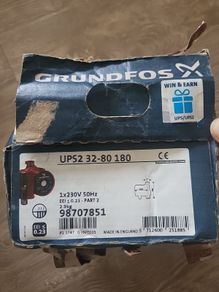 Grundfos circulating pump UPS2 32-80 180