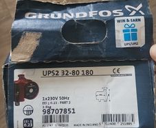 Grundfos circulating pump UPS2 32-80 180