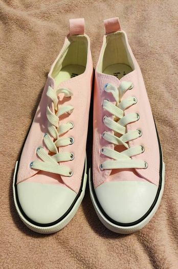 Light Pink Canvas Sneakers size 40