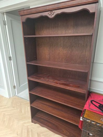 bookshelf