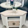 Solid tv oak cabinet Image 5