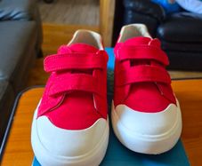 children's shoes