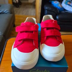 children's shoes