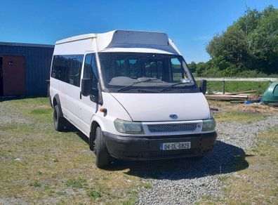 Transit minibus