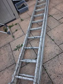 Roof ladder
