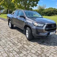 Toyota Hilux 221