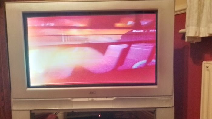 JVC 32 Inch CRT TV Wide screen Flat screen