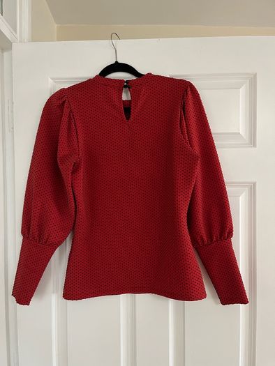 Balloon sleeve blouse in red and navy