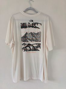 The North Face White Graphic T-Shirt XXL Never Stop Exploring