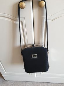 Vintage ladies handbag