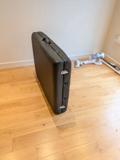 Massage Table- foldable
