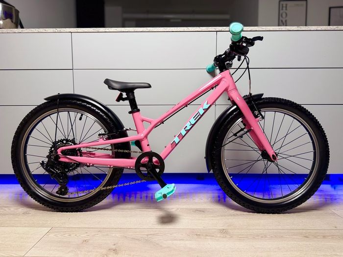 TREK Wahoo Path Kids Bike 20 inch (Like NEW)