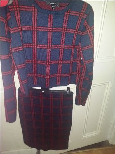 Atmosphere warm set high waist midi skirt and crop jumper size UK M/L Postage included