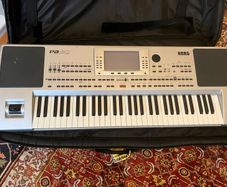 Korg PA80 Arranger Keyboard