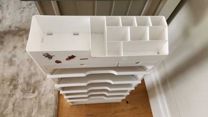 Paper Holder stand