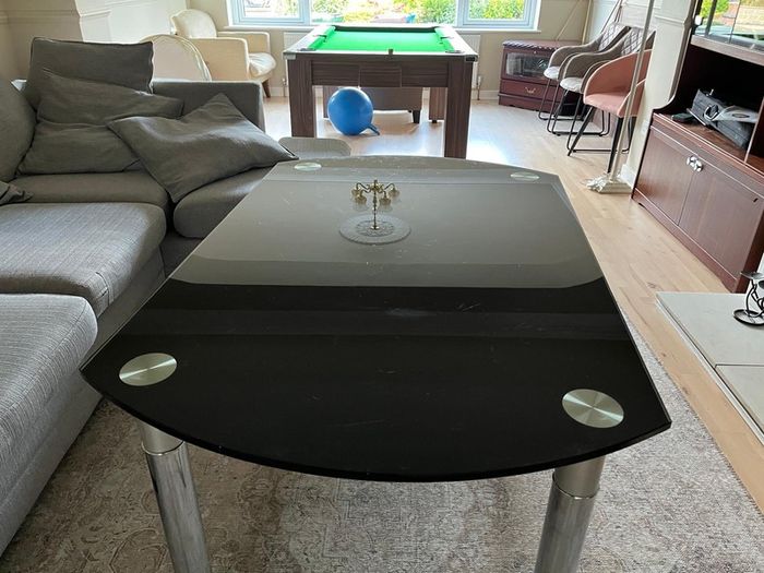 Kitchen table