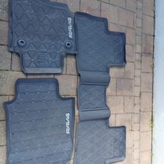Genuine Toyota Rav 4 rubber Car mats