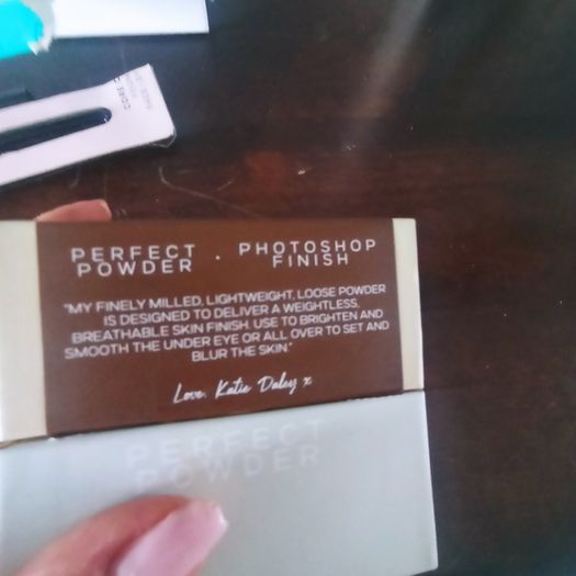 Katie Daly makeup powder