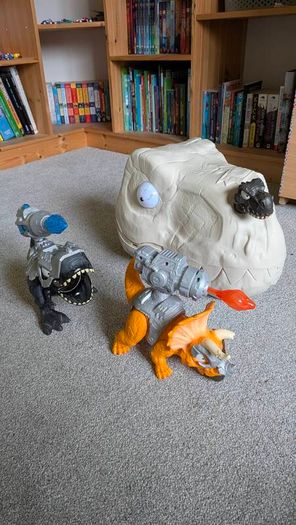 smashing dino Island