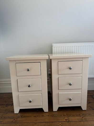 Bedside Lockers