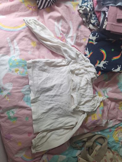 Girls clothes Age 5 bundle 20euro