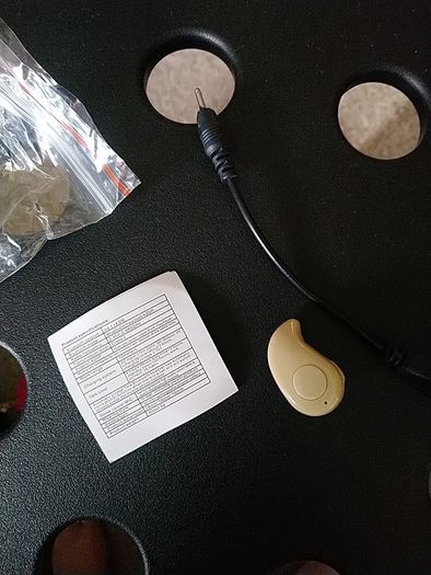 Bluetooth earphone