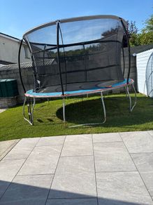 Trampoline