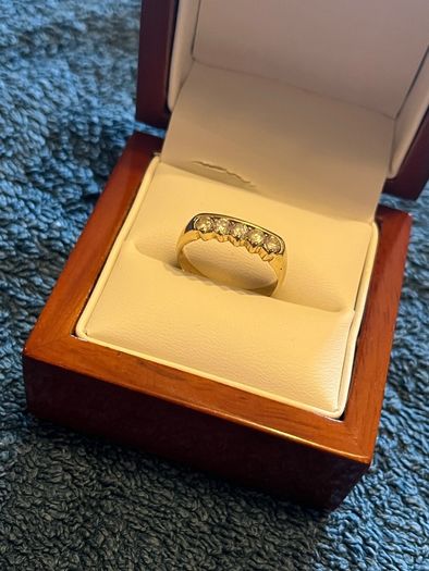 Eternity Ring .. Diamond & 14ct Gold