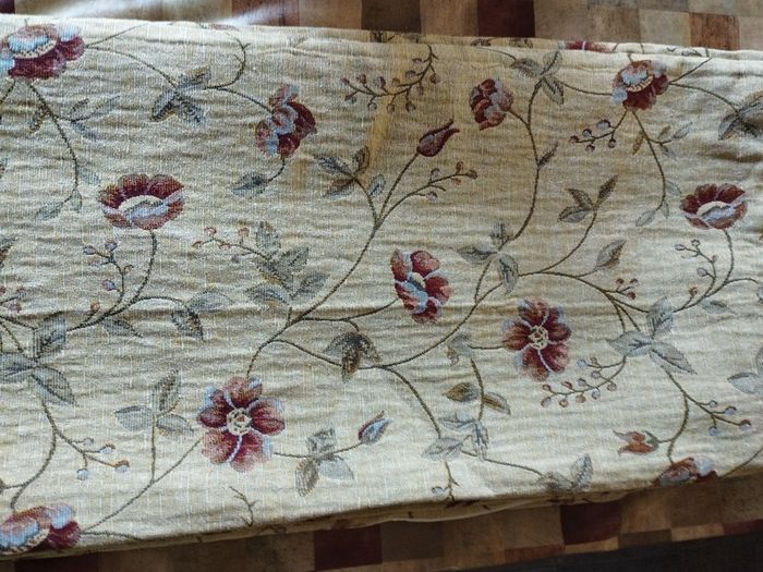 4 sets of curtains