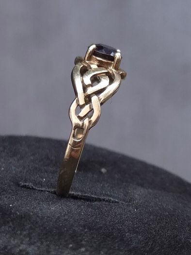 Vintage Fully Hallmarked Gold Garnet Ring Birmingham  Size 57