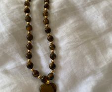 Beaded necklace with heart