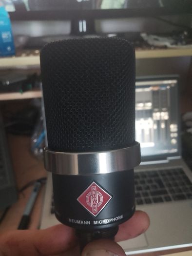 Neumann TLM 102