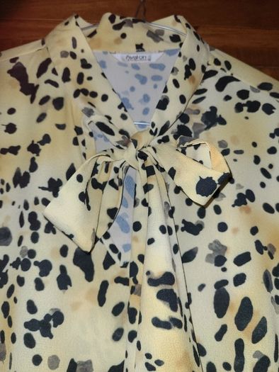 Ladies Avalon Yellow and Black Shirt