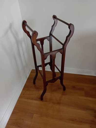 Plant stand/bowl stand??