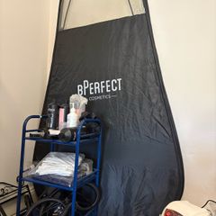 Spray Tan Tent and gun