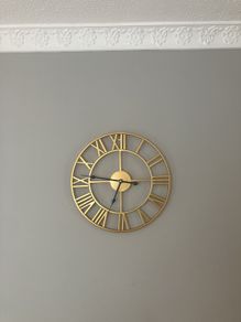 Wall clock