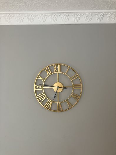 Wall clock
