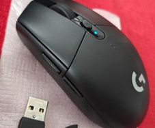 Logitech G305 Lightspeed Wireless Gaming Mouse