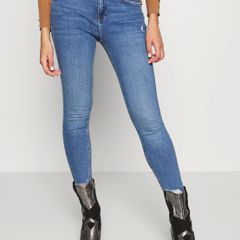 BNWT River Island Amelie Mid Rise skinny stretchy jeans size UK18S EU46 S Postage included