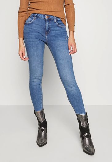 BNWT River Island Amelie Mid Rise skinny stretchy jeans size UK18S EU46 S Postage included