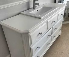 Bathroom sink vanity unit