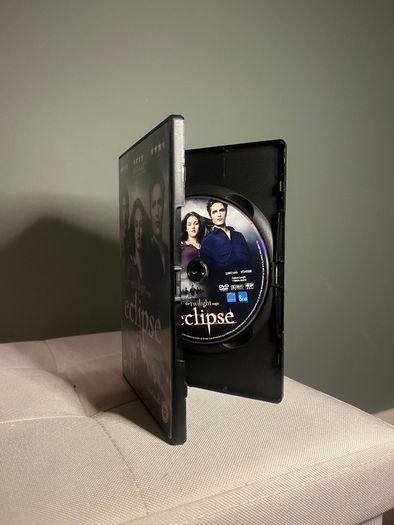 Twilight Saga Complete 5 Movie DVD Collection