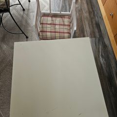 Kids table & chair