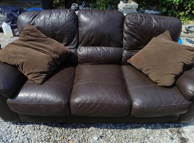 Brown Leather Suite 3 & 2 Seater - Need gone Today